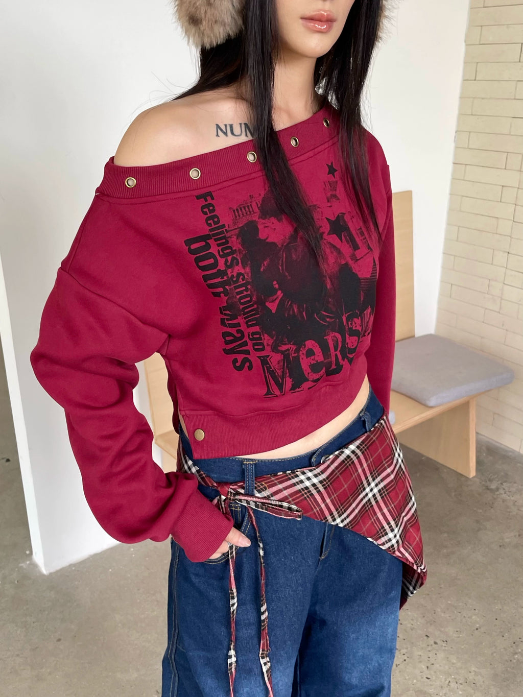 Mershier Shoulder Graffiti Print Skinny Shoulder Long Sleeves