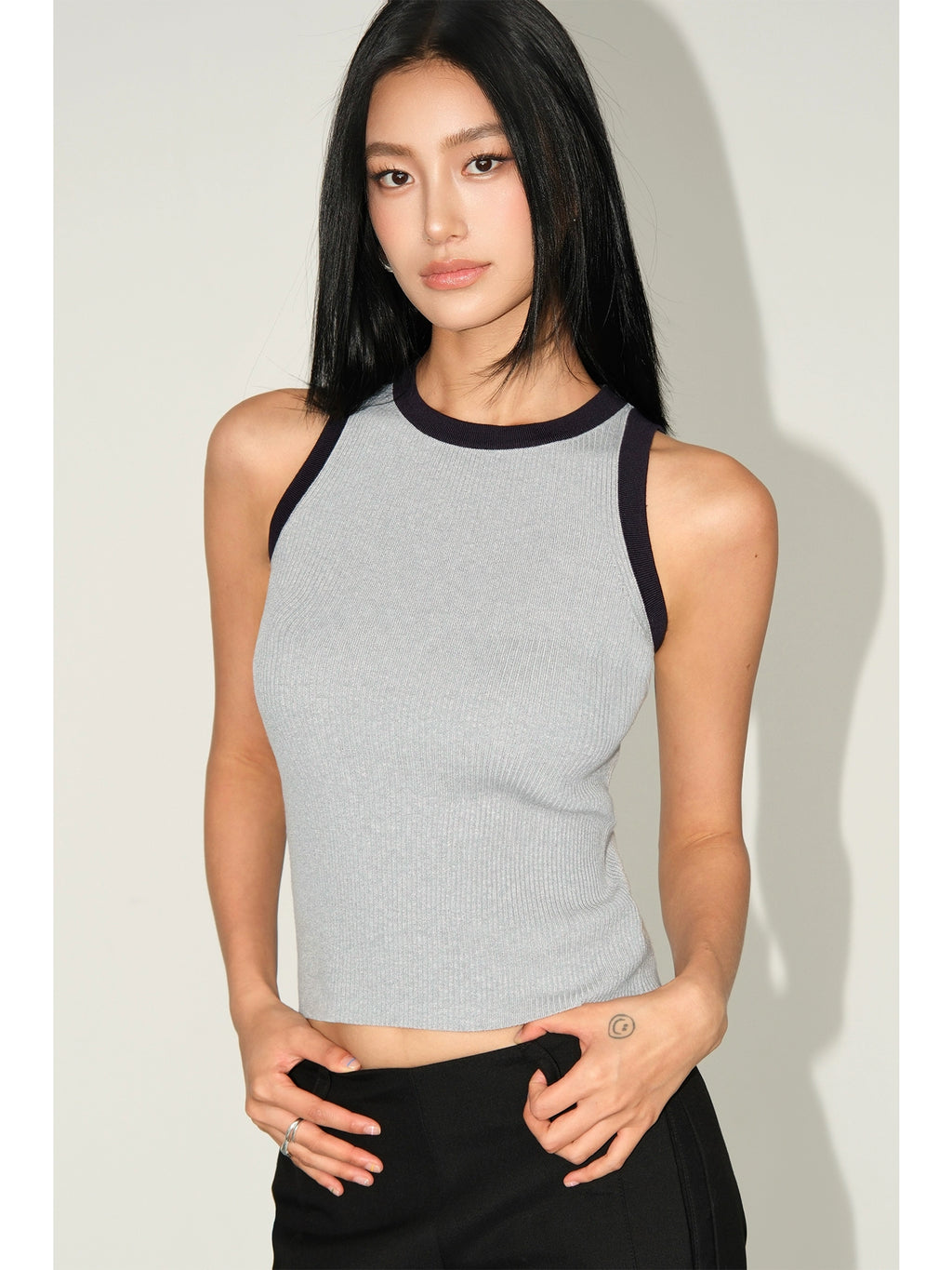 NEVA HU Contrast Knitted Sling Vest