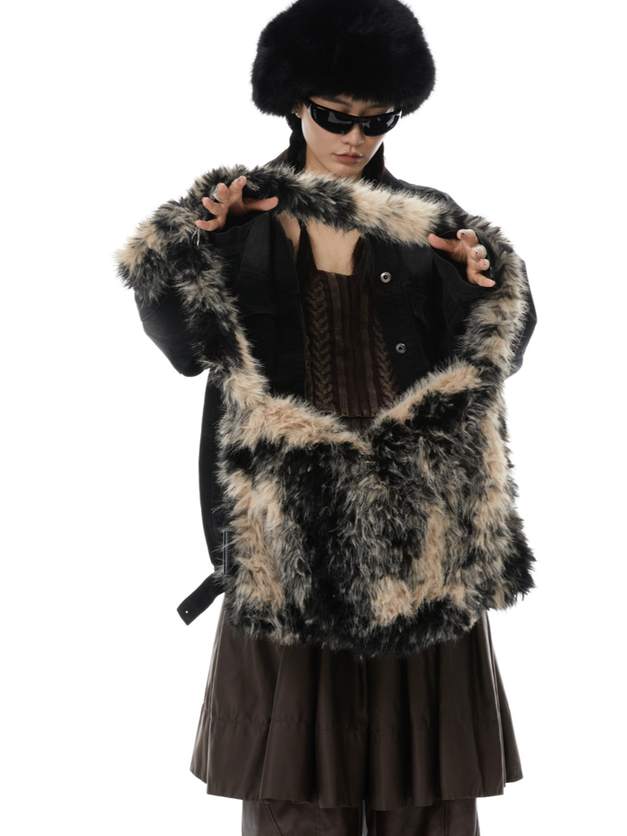 DirtySix "An Oat Cow" Wandering Wind Large Hairy Bag