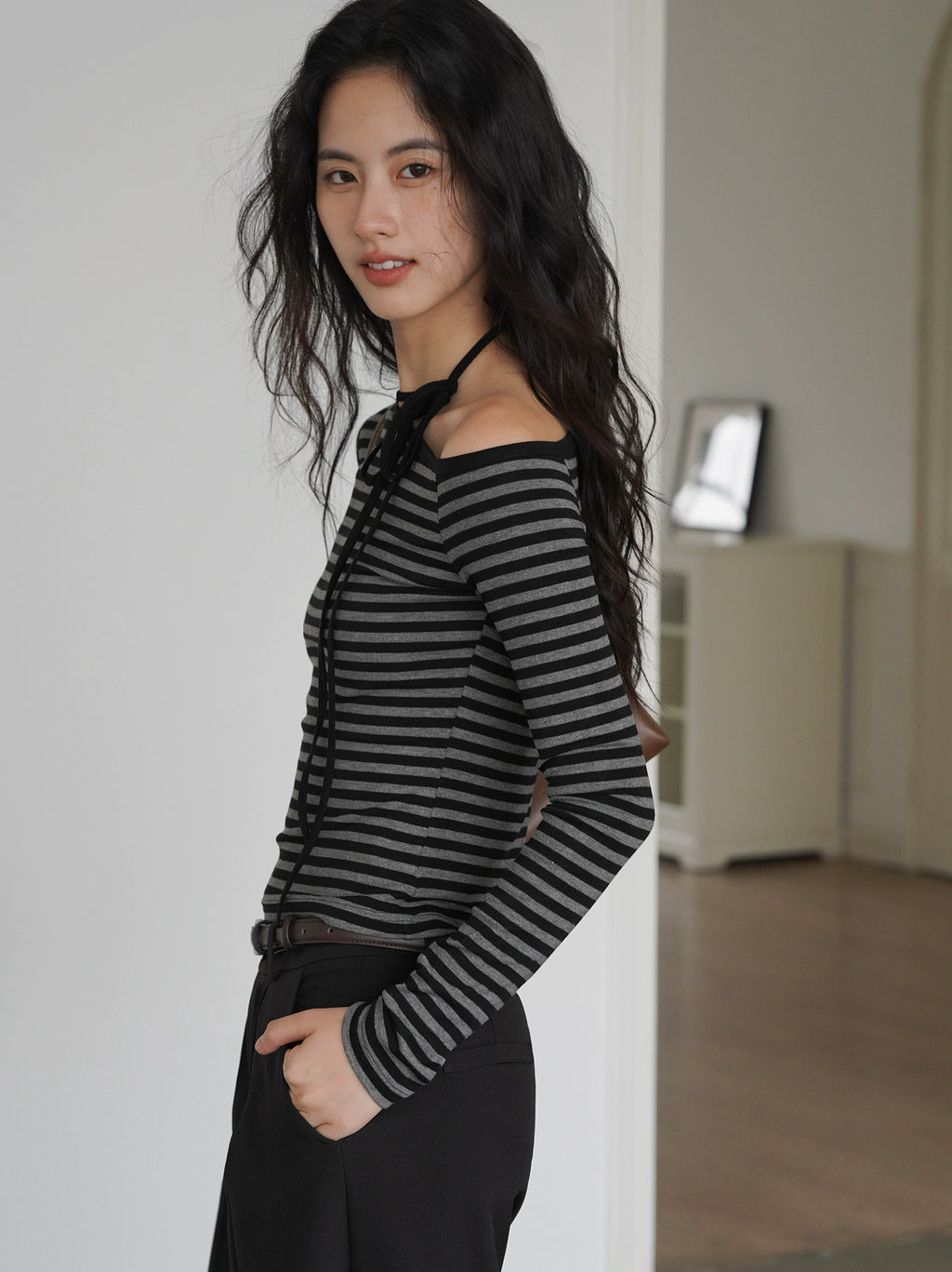 EIGHTHMONTH Striped Off-the-shoulder Strap Korean Long Sleeve