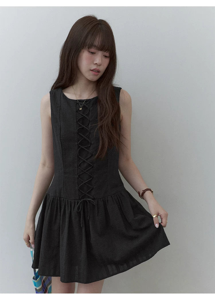 VOOE Drawstring Pleated Dress