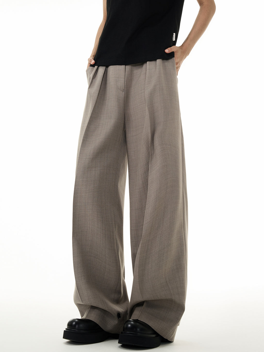 FLYOFF premium button gray pants