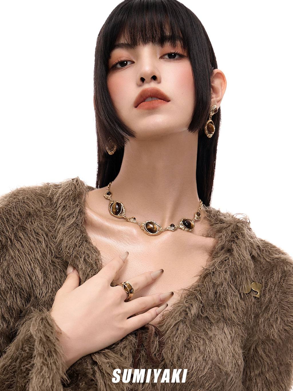 SUMIYAKI Retro Light Luxury Button Clavicle Chain