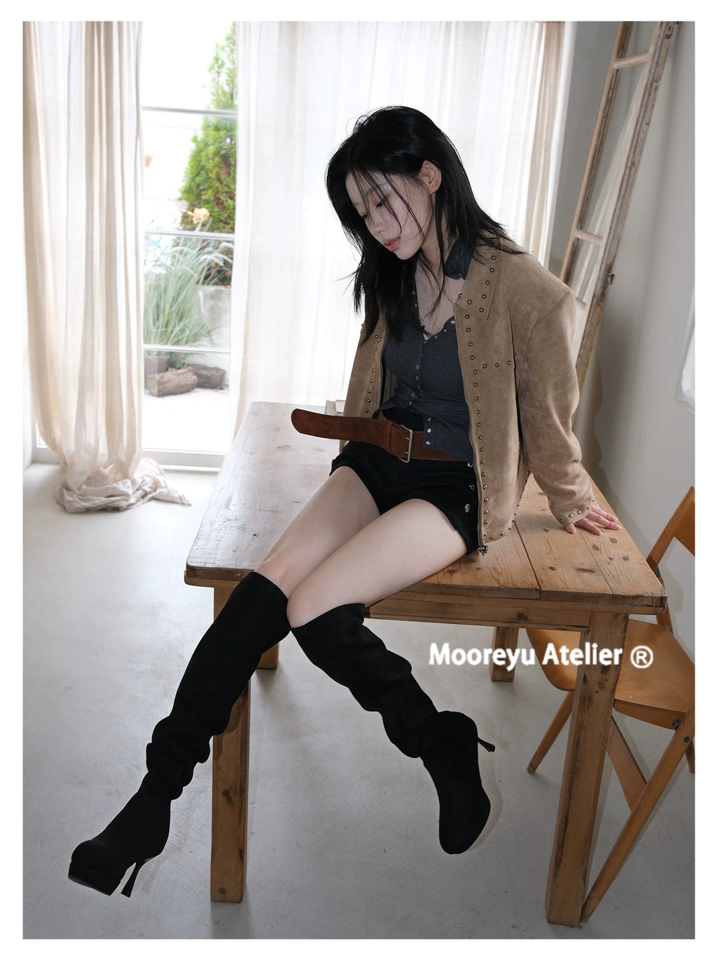 Mooreyu Round-head Pleated Suede Stiletto Boots