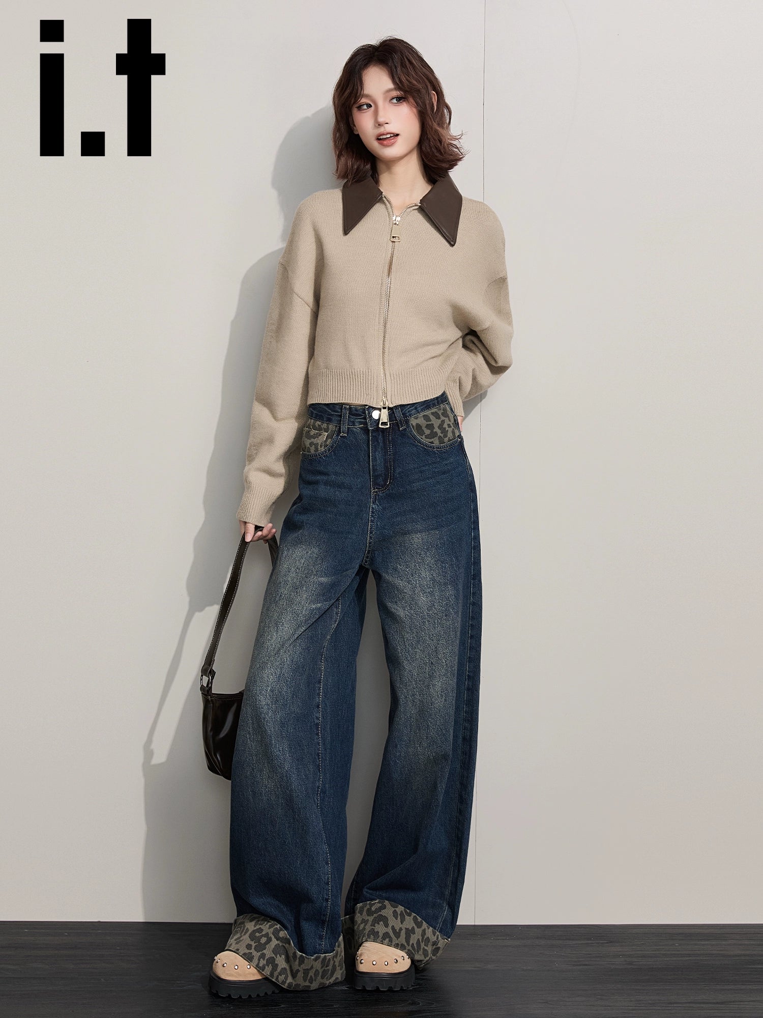 IT: CHOCOOLATE Vintage Contrast Splicing Lapel Short Knitted Cardigan