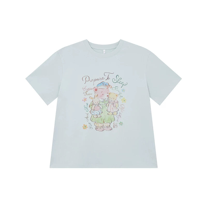 KANO Bear Print Casual Tee Holding Doll