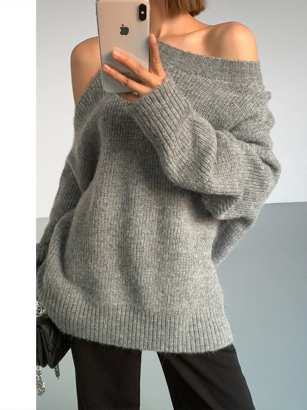OUSPH Off-the-shoulder Knit Sweater