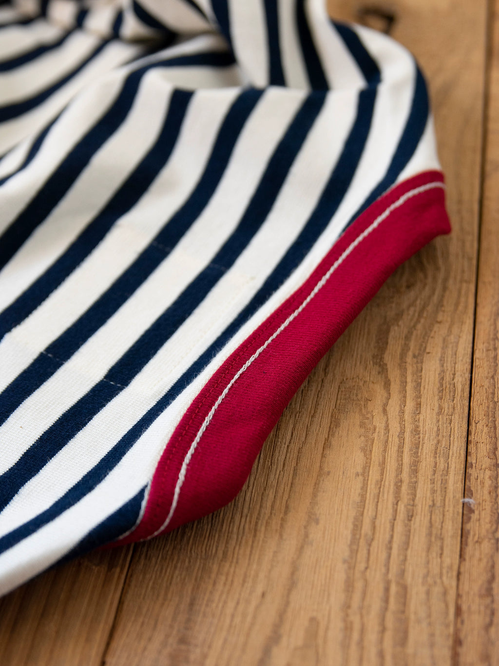 PrintAce Retro Sea Soul Striped Contrasting Loose Tee