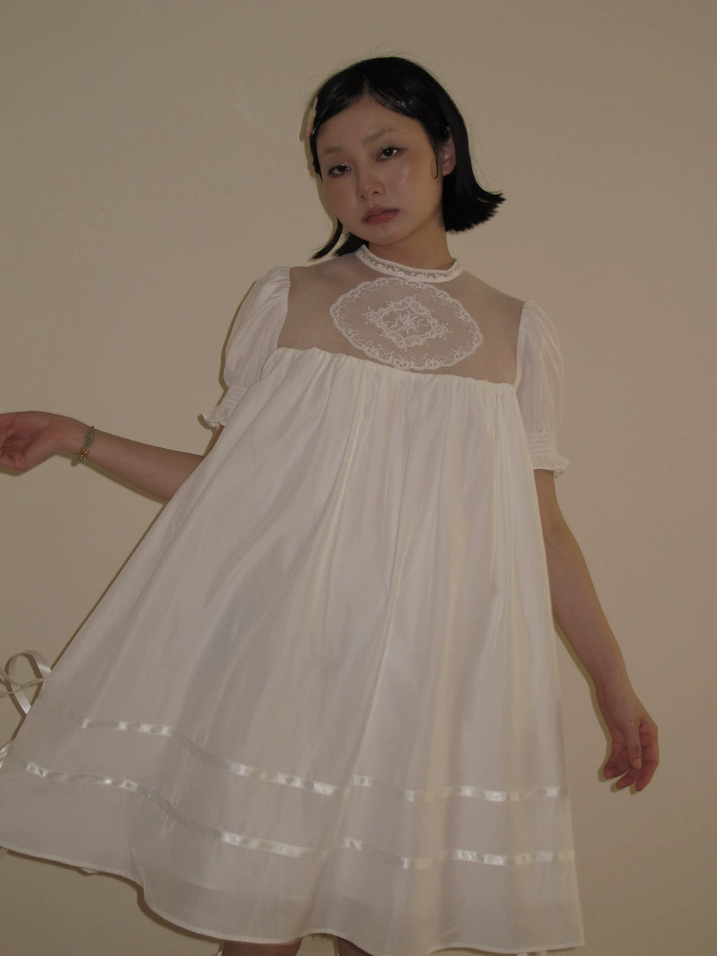 Loosesmell Lace Stitched Mesh Slim Dress