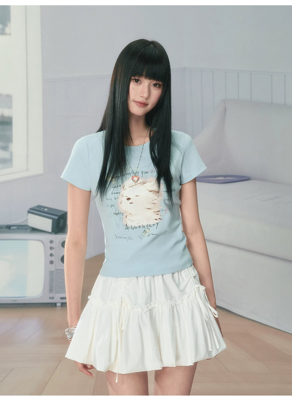 Ablueberry Slim and Thin Versatile Tee