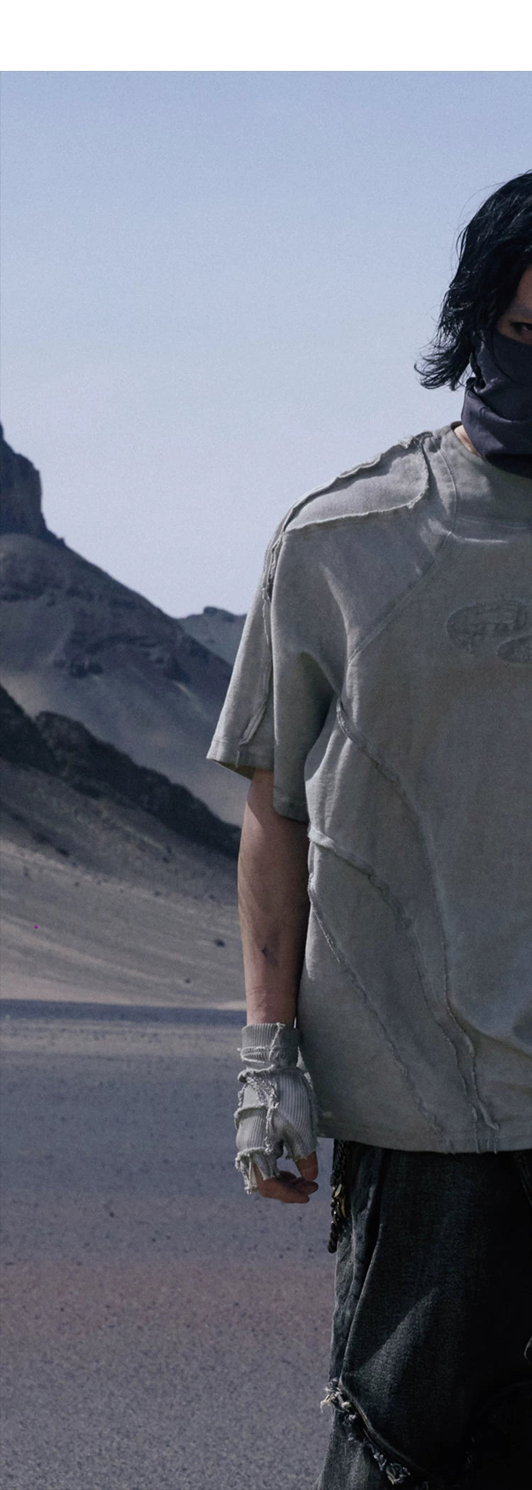 PERSONSOUL Simple Meta Symbol Casual Tee