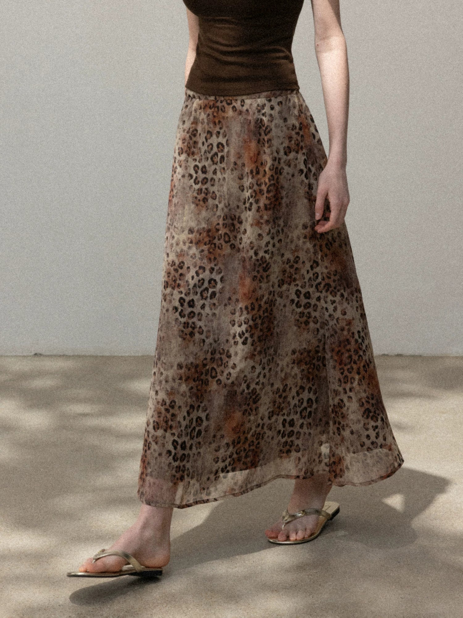 Cantonstory Vintage Slim Tee Leopard Print High Waist Skirt Set