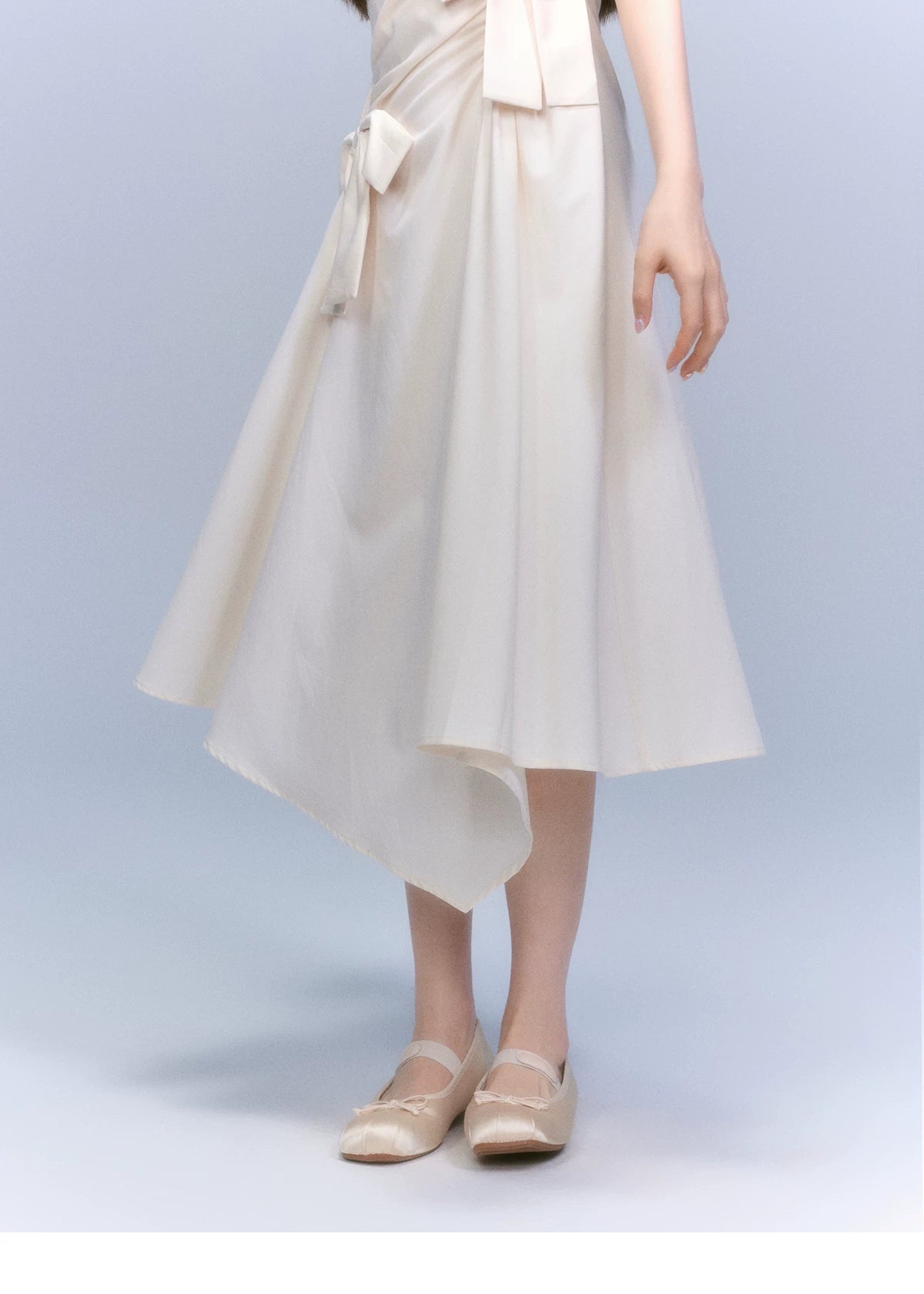 LOST FOREST Sleeveless Slim-fitting Bow Asymmetrical Dress