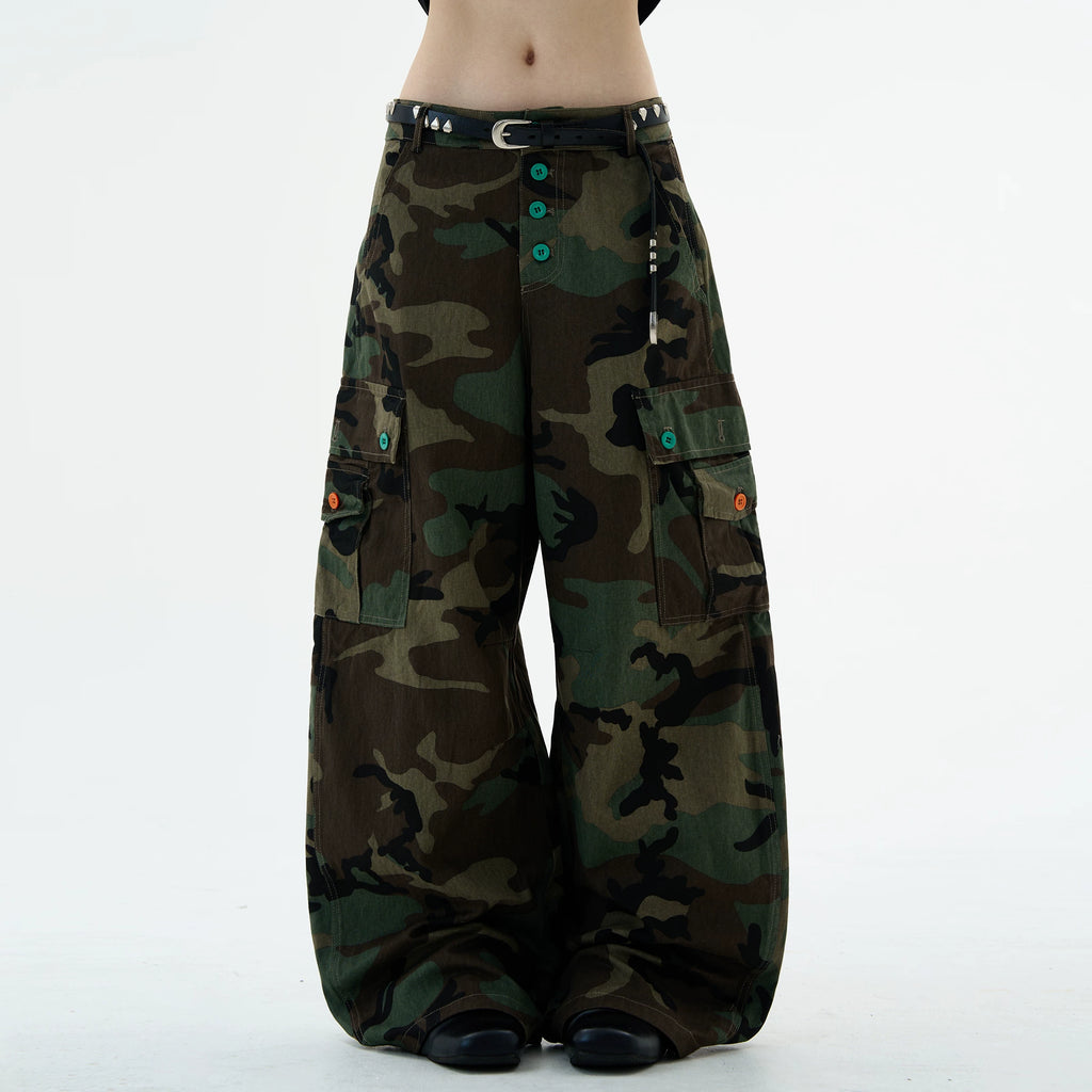 MADWITCH Camouflage Scimitar Tooling Slacks