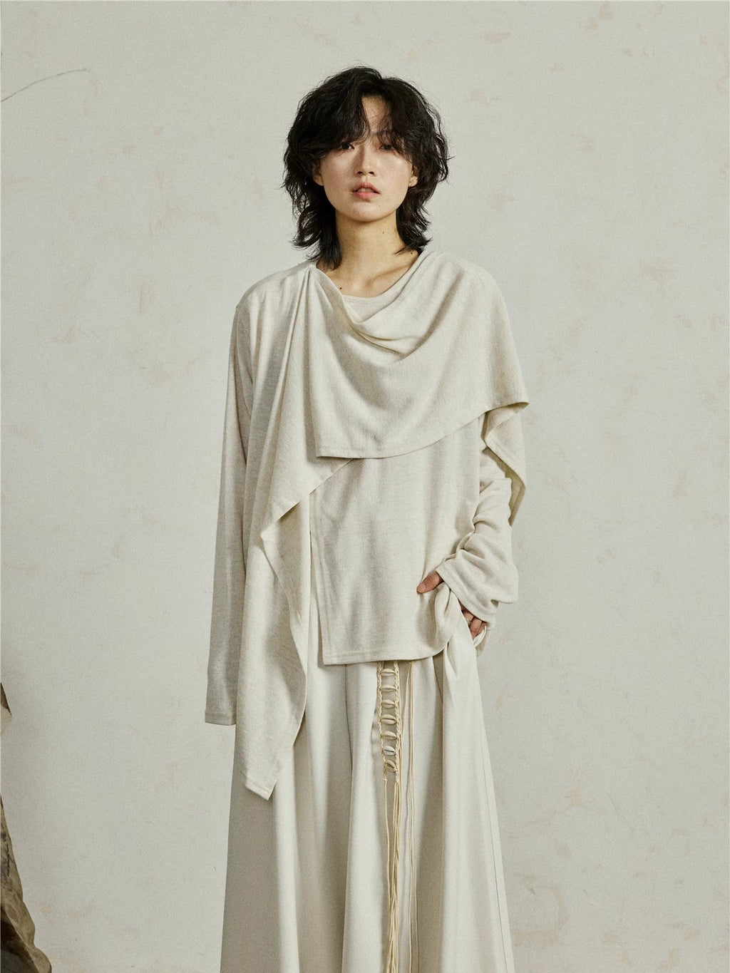SUNYVONNE Irregular Deconstruction Knitted Long Sleeves