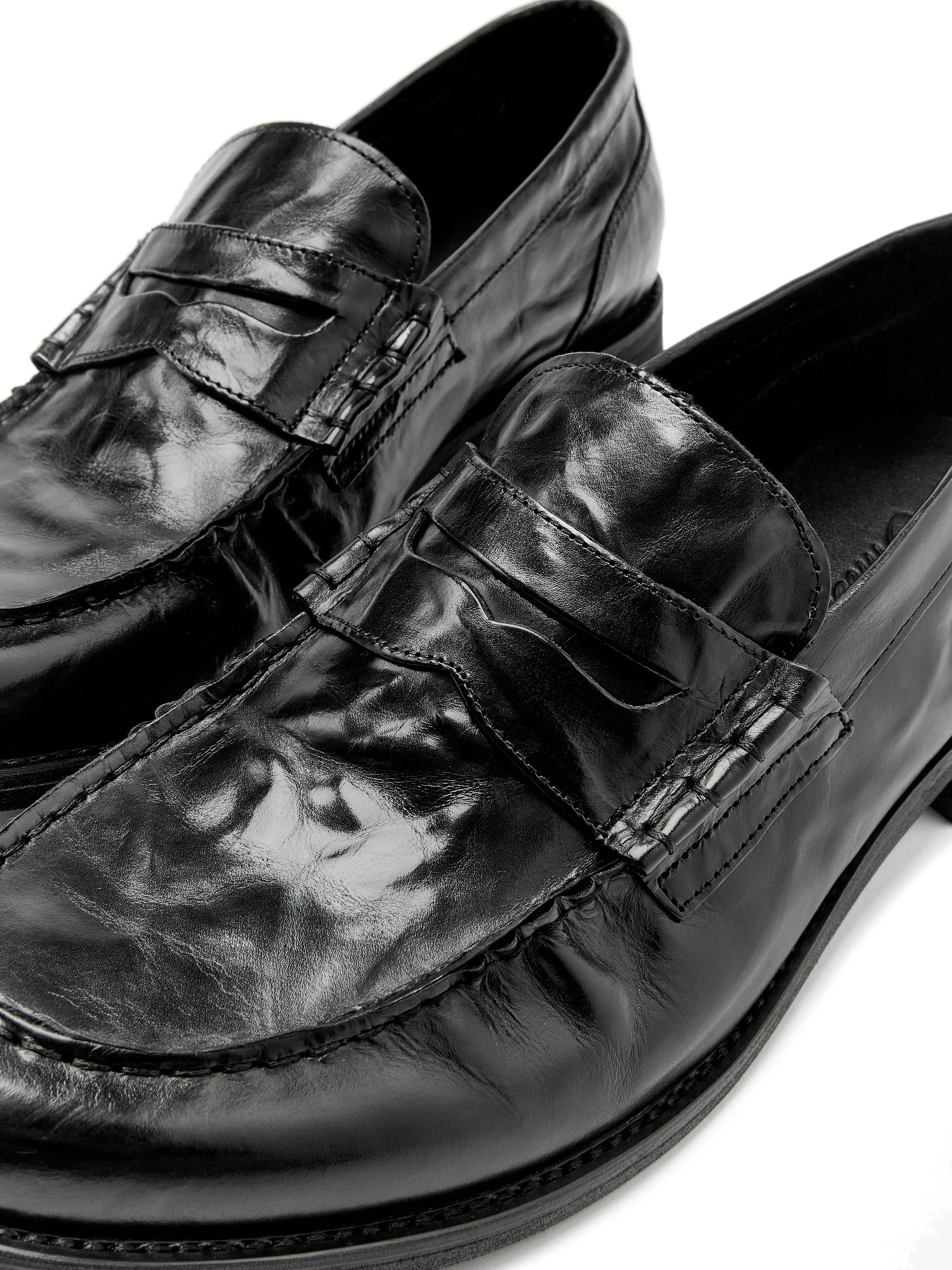 AMBSOM Leather Pleated Casual Shoes