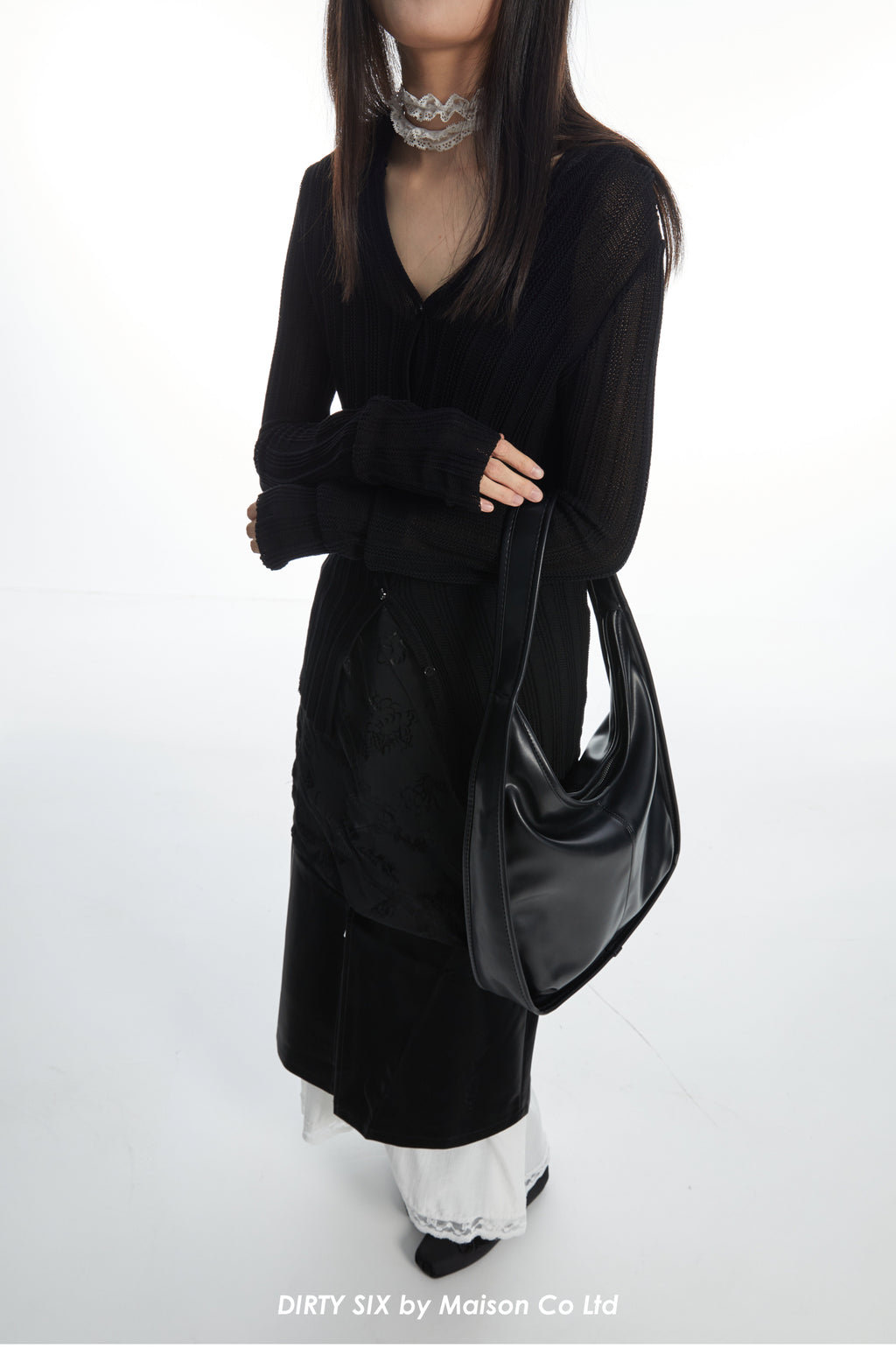 DirtySix Black Swan Minimalist Lines Wide Strap One Shoulder Soft Pitot Bag