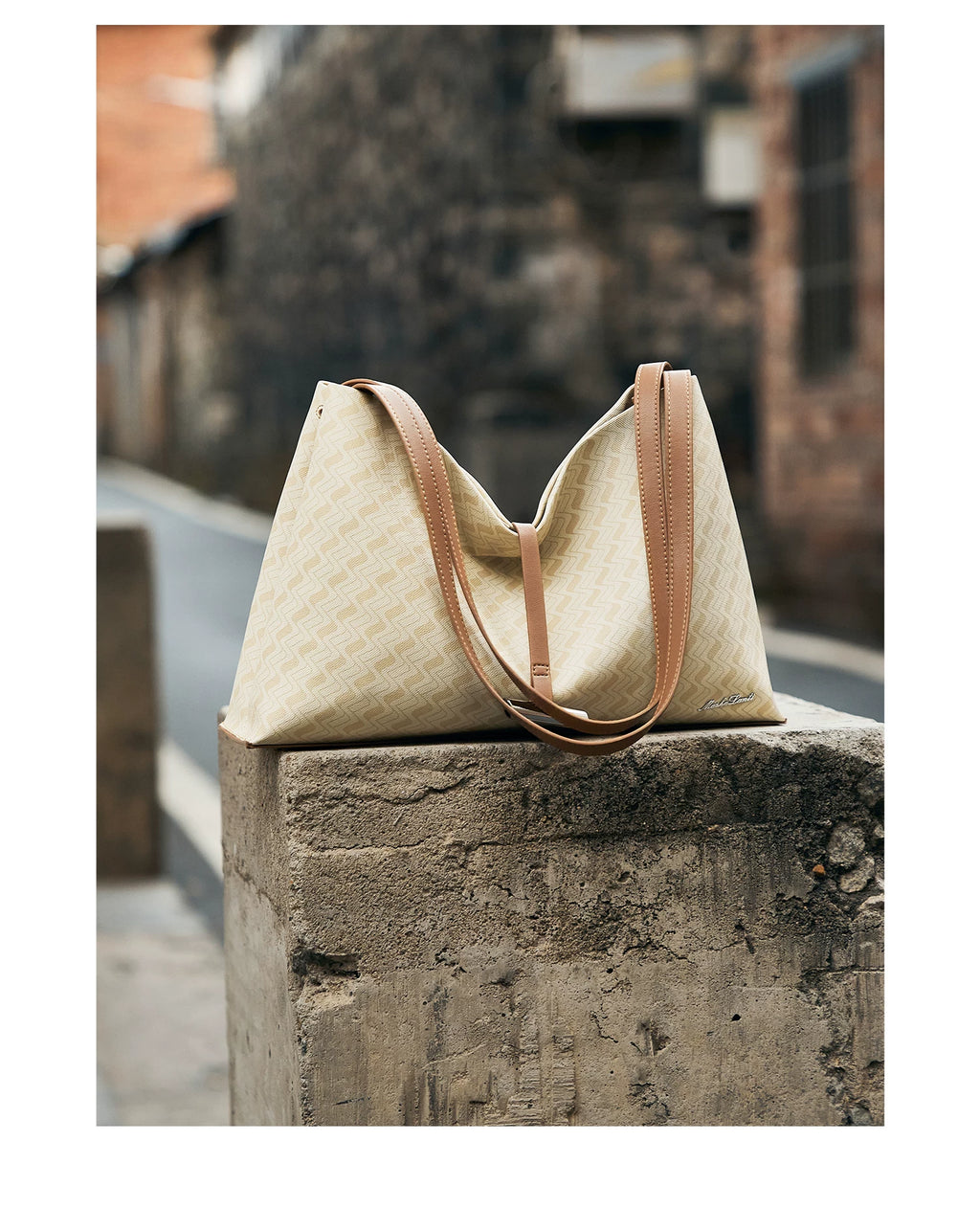 Masha Lanti Premium Light Luxury Shoulder Underarm Handbag