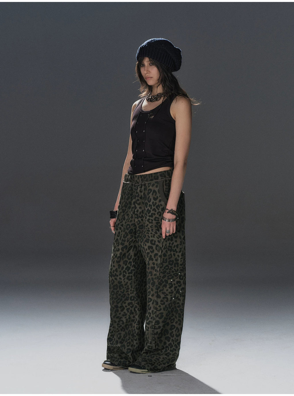 WearAndtear Leopard Print Burr Rivet Wide-leg Straight Sweatpants