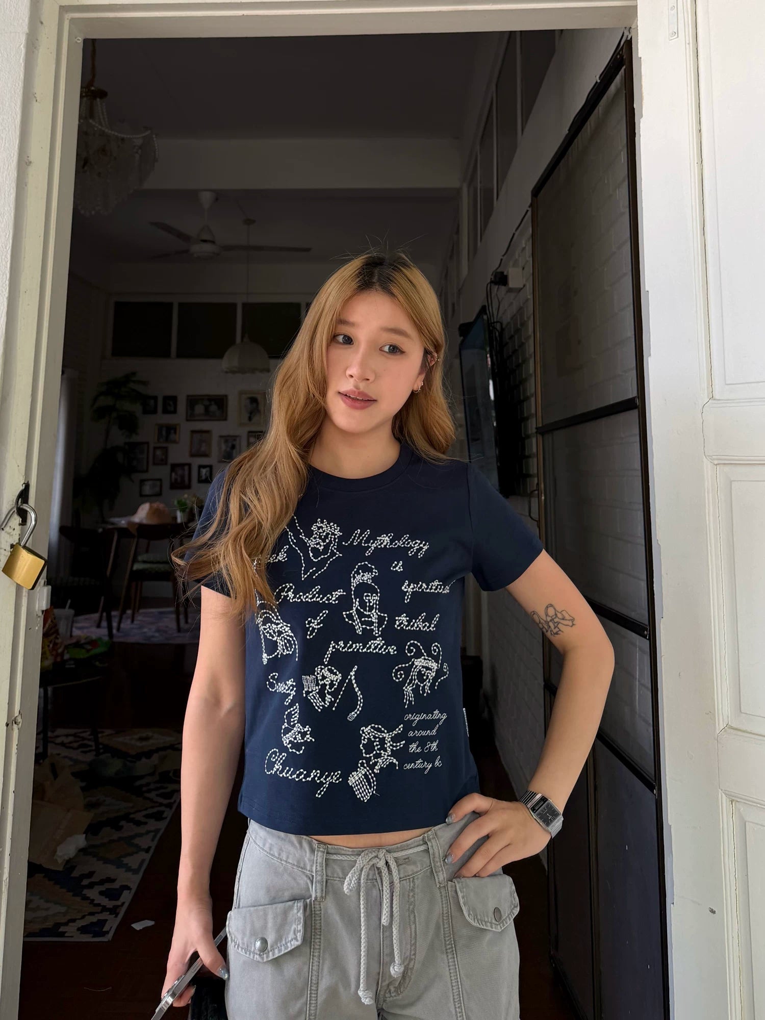 CCYE Embroidered Shoulder Short Versatile Tee