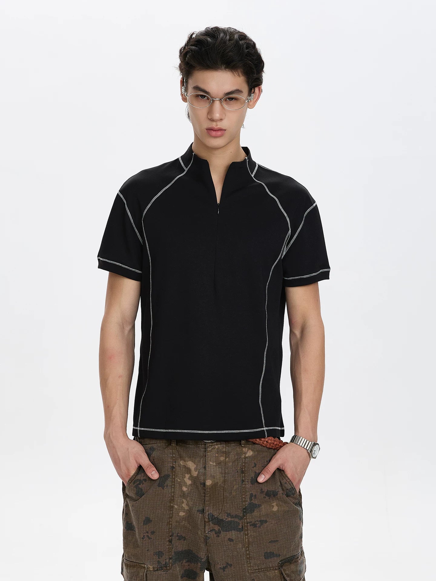 A PUEE Open Line Half Zipper Front Shoulder Tee