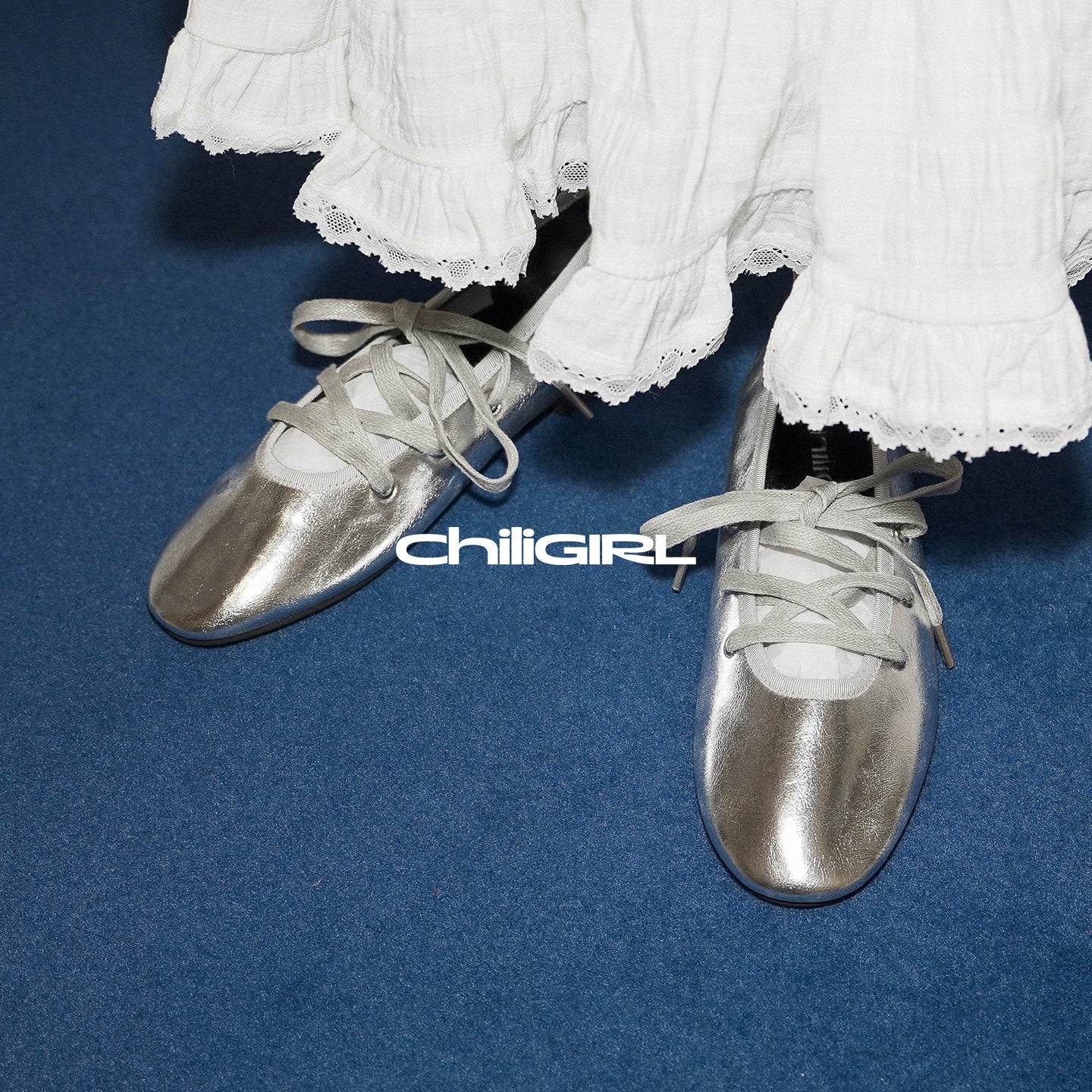 CHILIGIRL Shallow Lace-up Flats