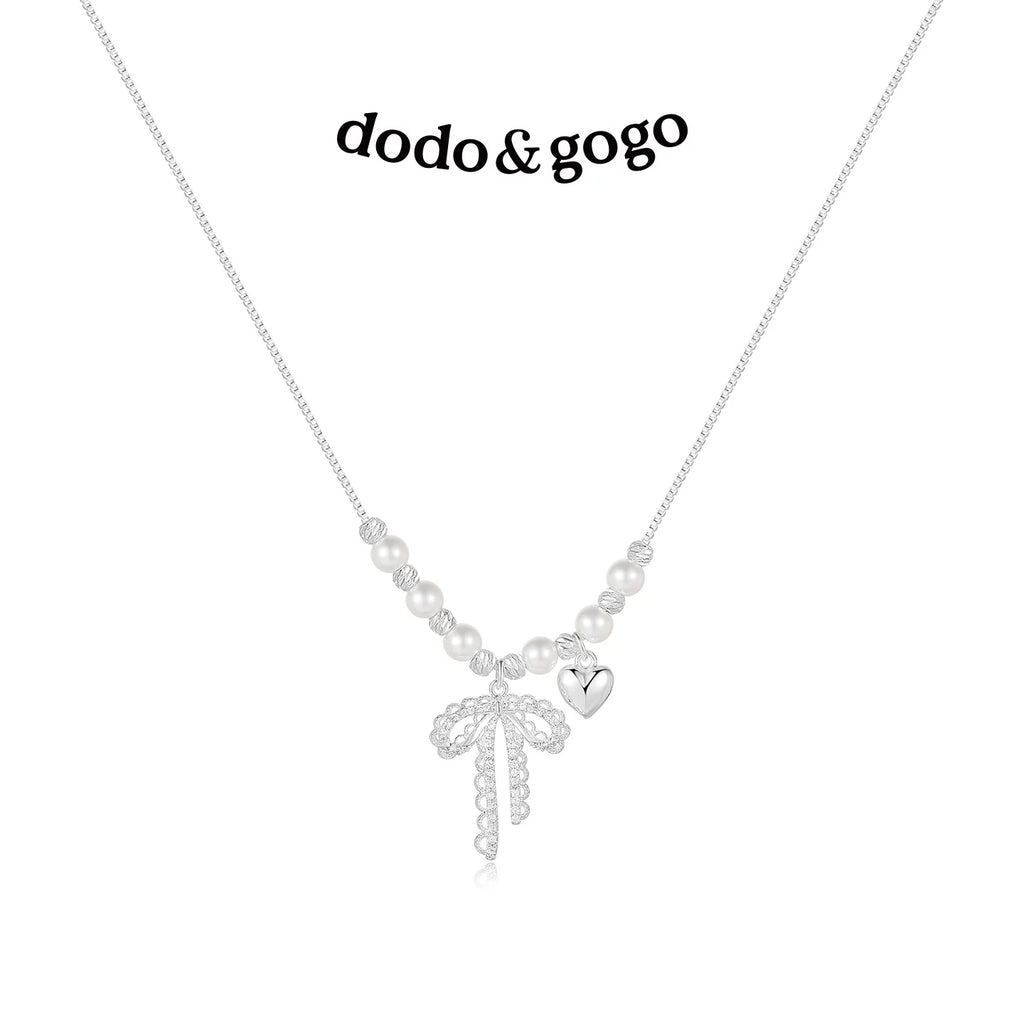 DODOGOGO Rice Bead Bow Necklace