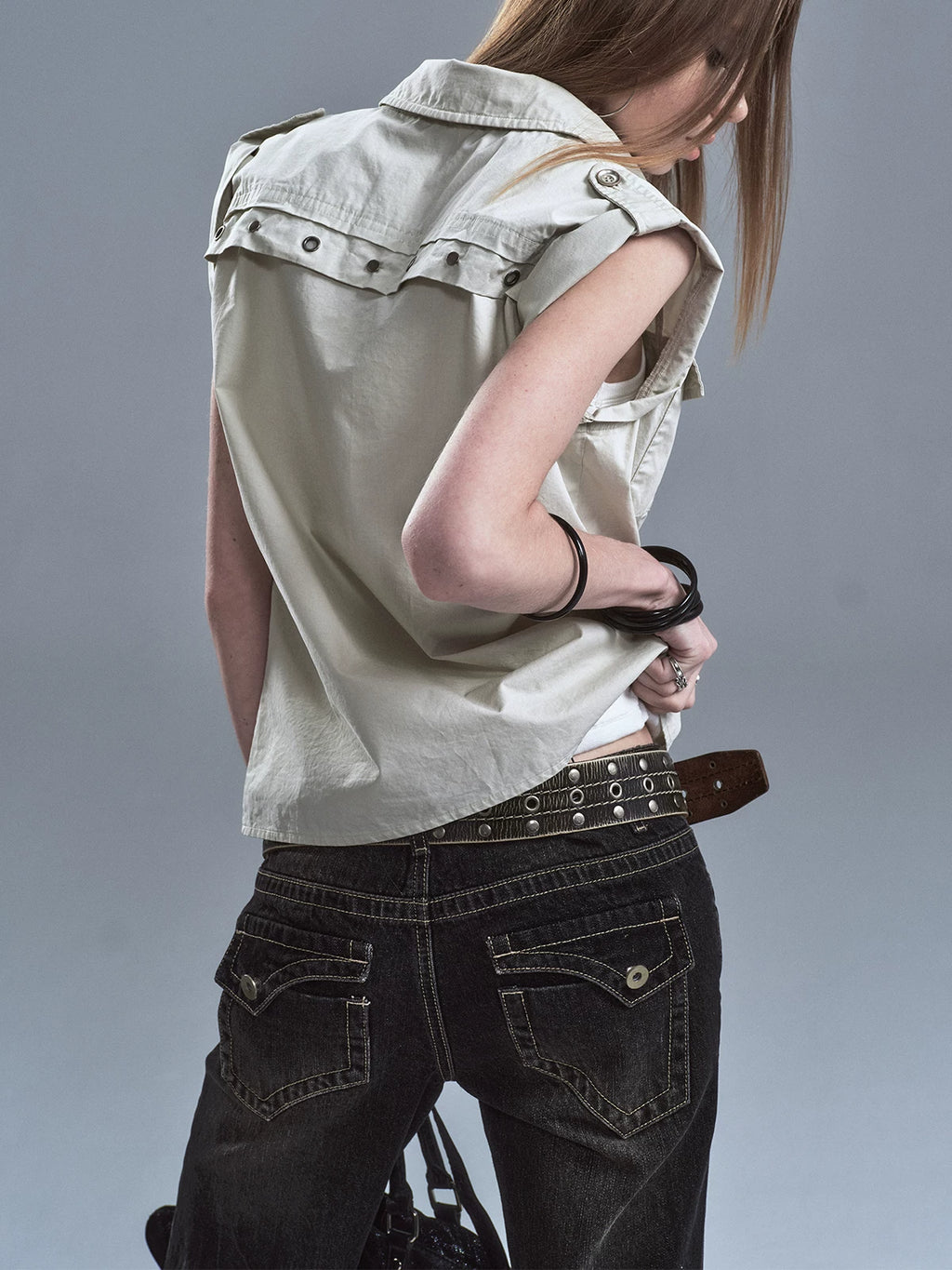 WearAndtear Rivet Lightning Pattern Slightly Pulled Low Waist Jeans