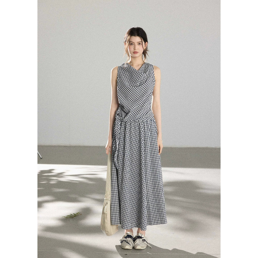 TYANG Plaid Sleeveless Vest Skirt Set