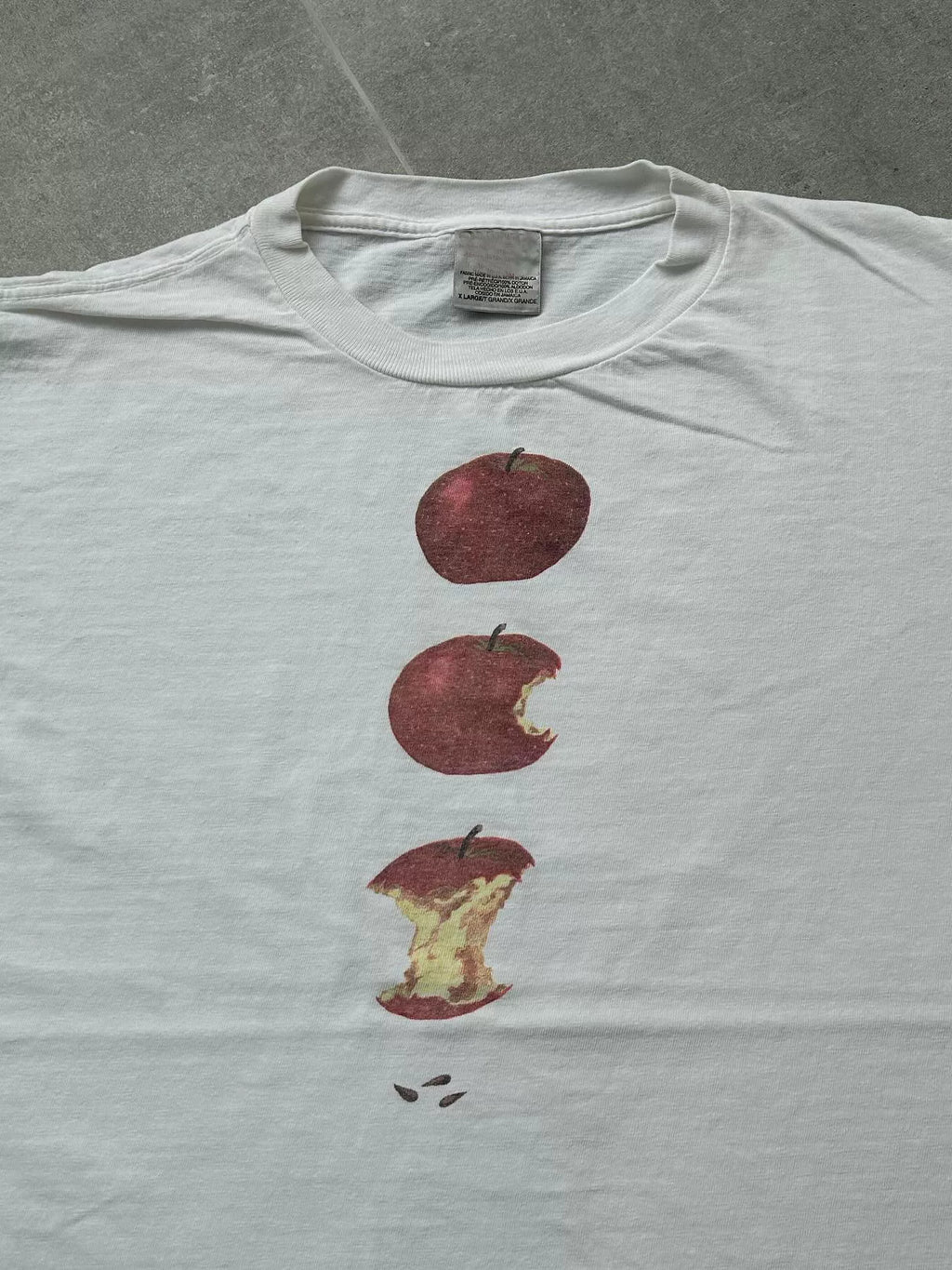 Wang Youbing Apple Printing Loose Casual Tee