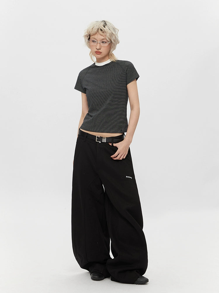 AIRHOOD Versatile Front Shoulder Pinstriped Tee