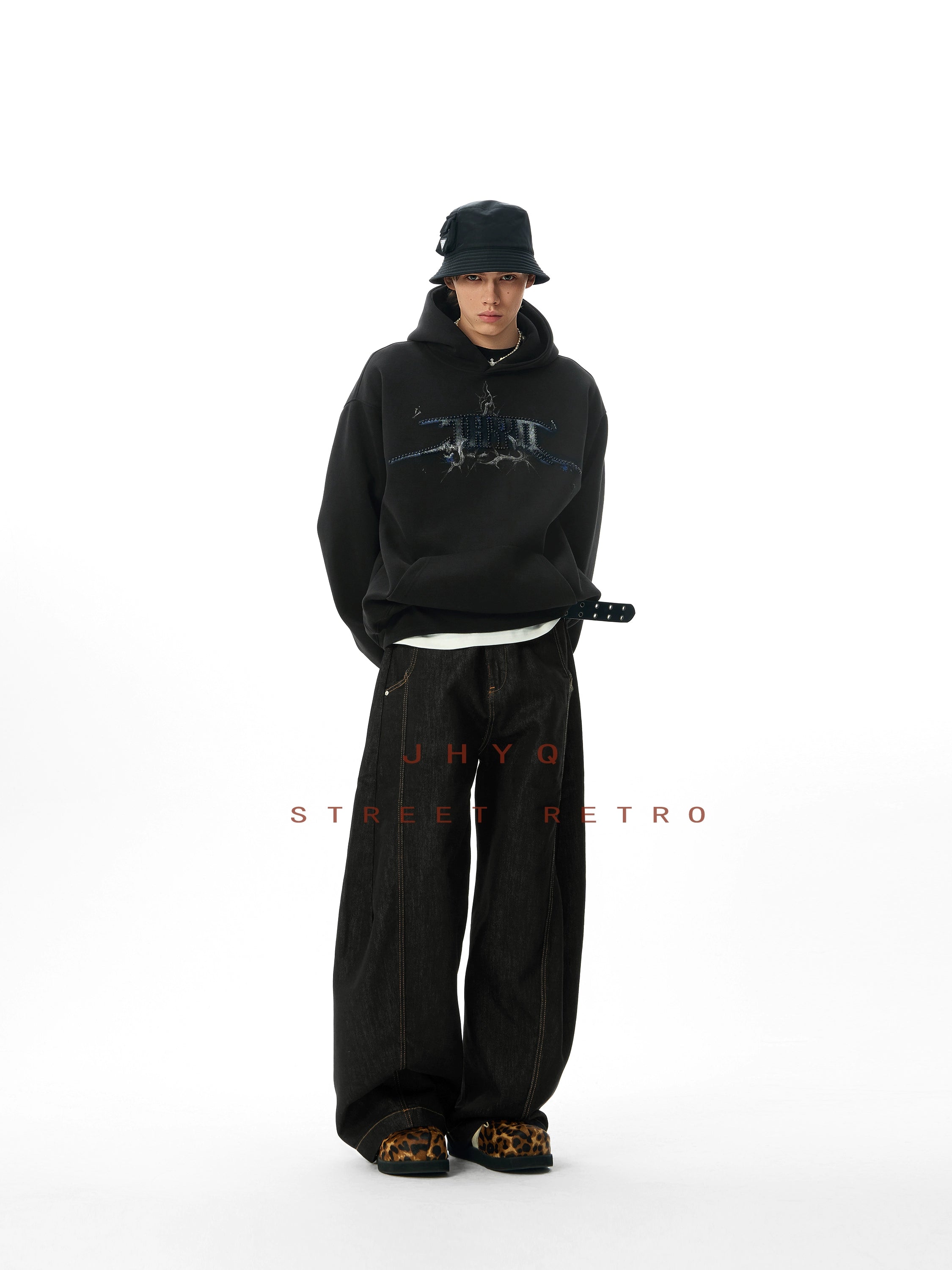 JHYQ Retro Letter Print Beaded Hooded Sweater