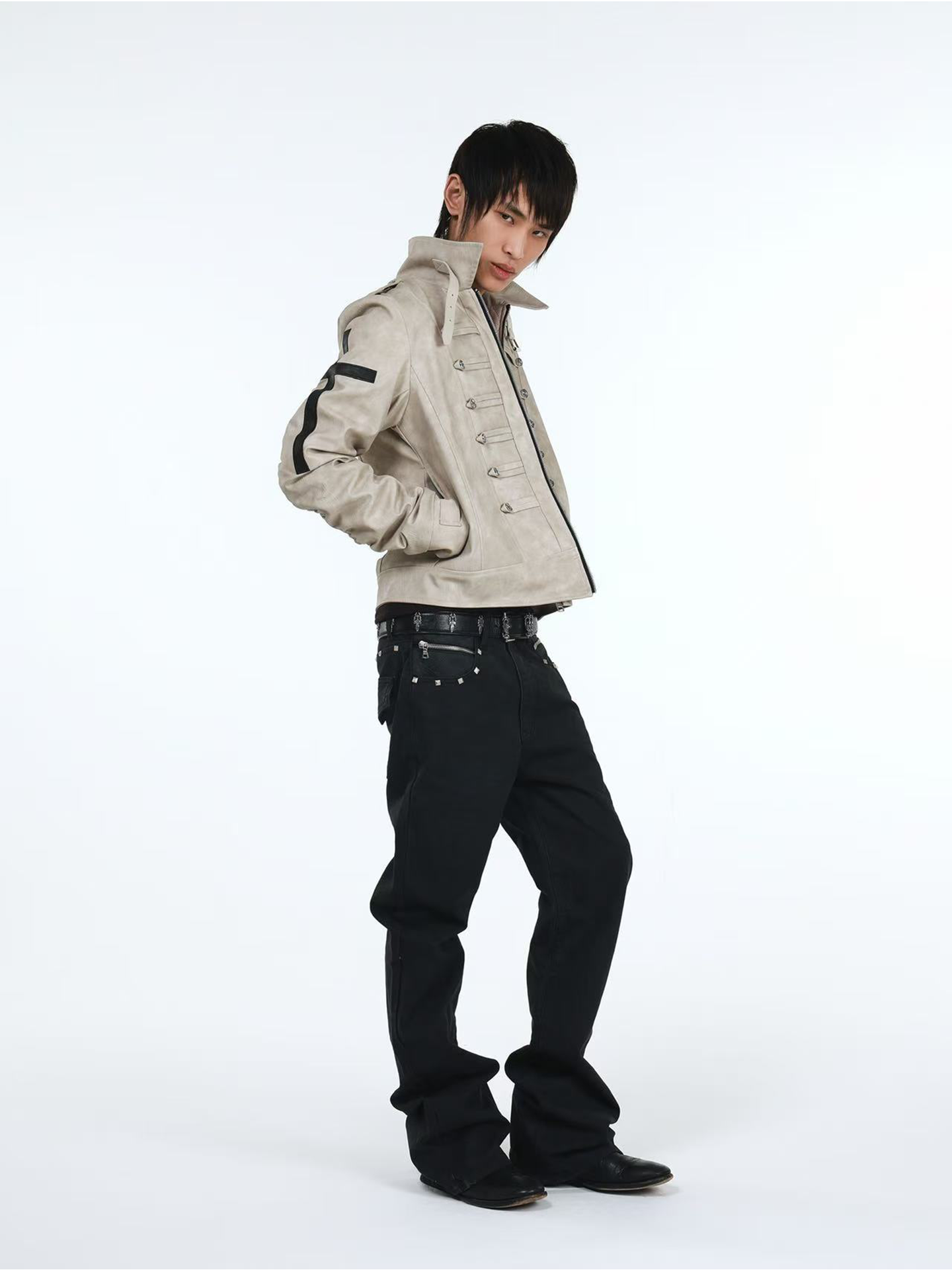 DETW Metal Rivet Zipper Stacked Jeans