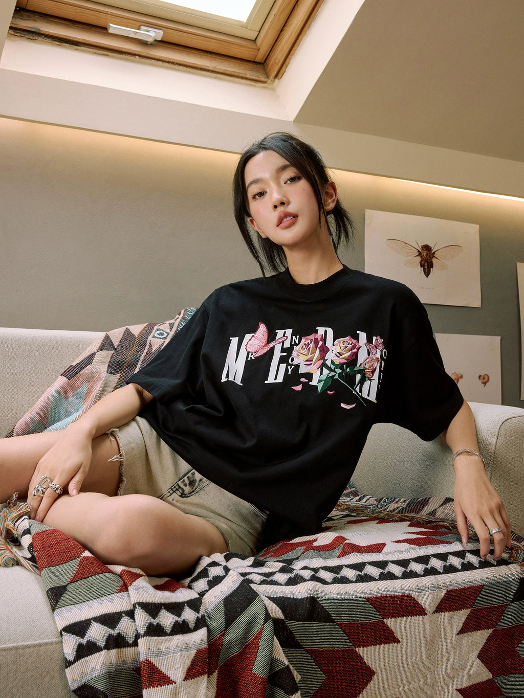 MEDM Origami Slice Rose Butterfly Embroidery Tee