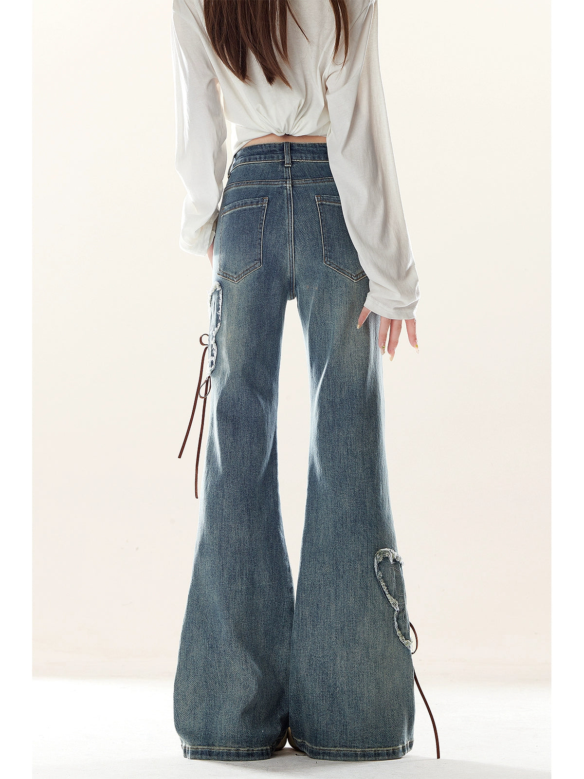 Zrsee Bow Strap Slightly Pulled Jeans