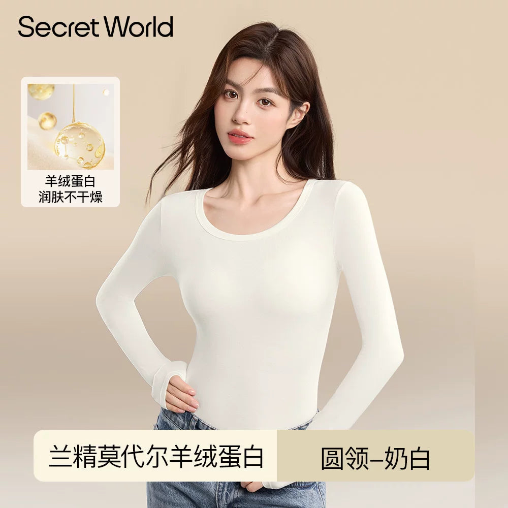 Secret World Semi-turtleneck Slim Sleeve