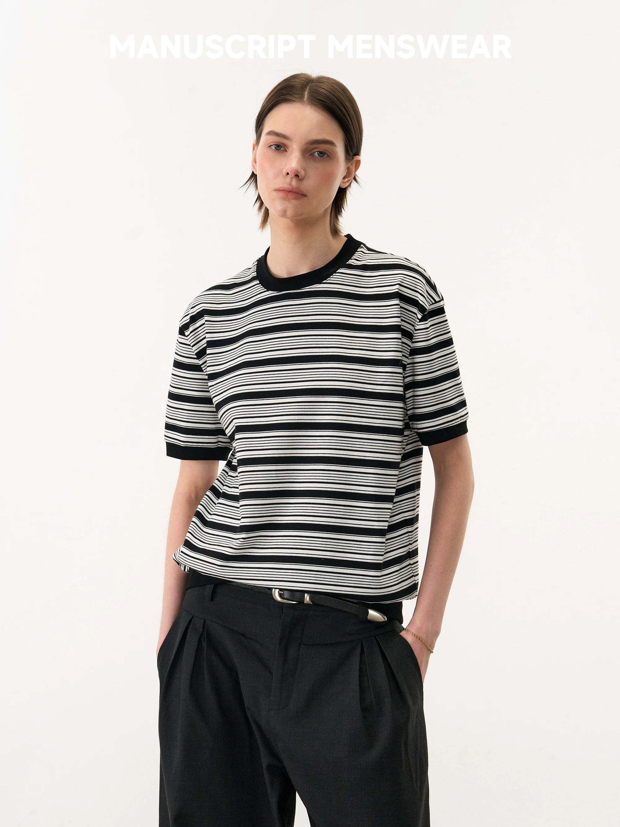 MANUSCRIPT Front Shoulder Striped Slim Tee