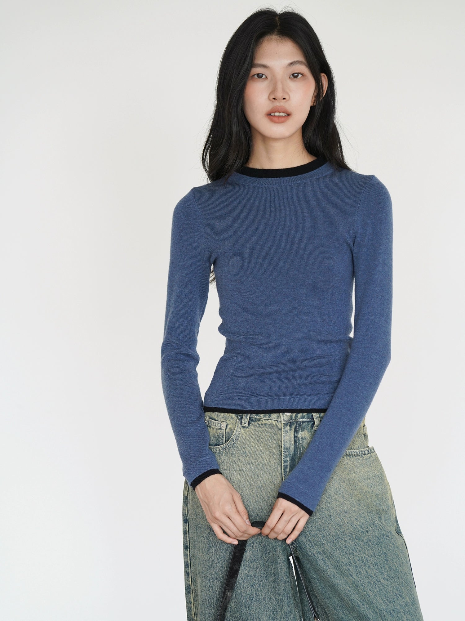 EIGHTHMONTH Fake Two-piece Crew-neck Knitted Bottoming Shirt