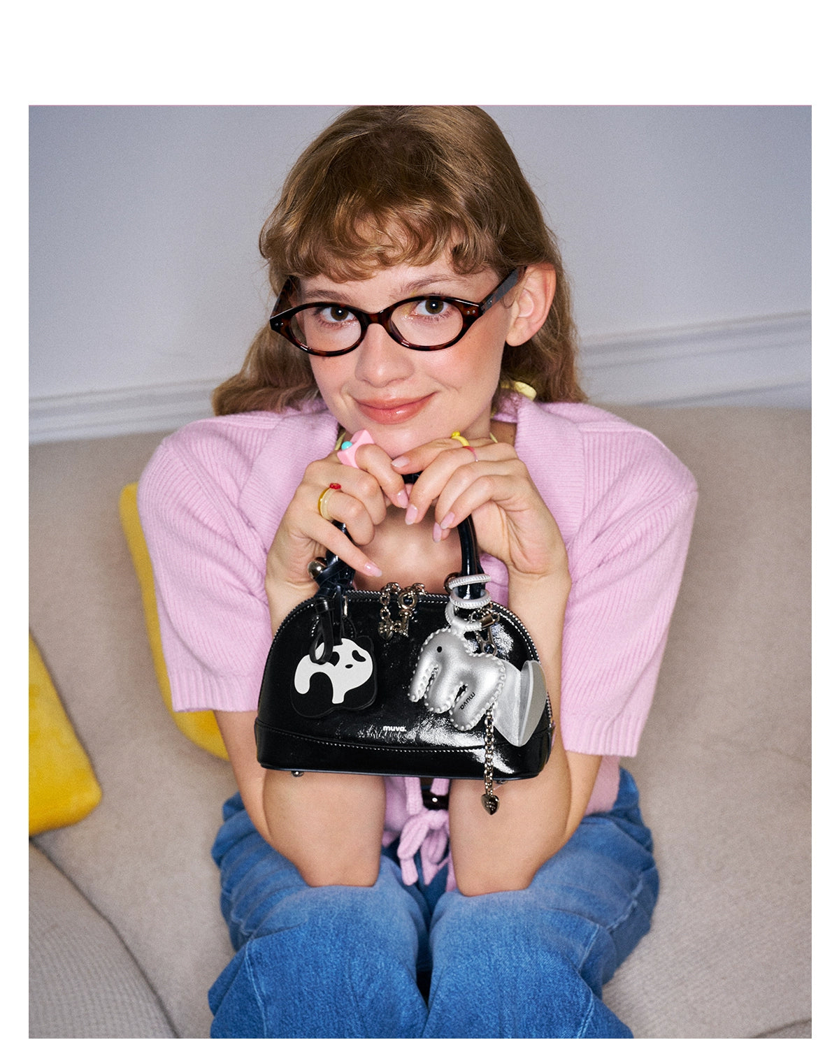 MUVA Exquisite Premium Messenger Bag