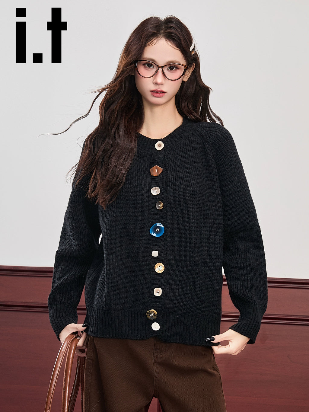 IT: CHOCOOLATE Button-down Knitted Cardigan