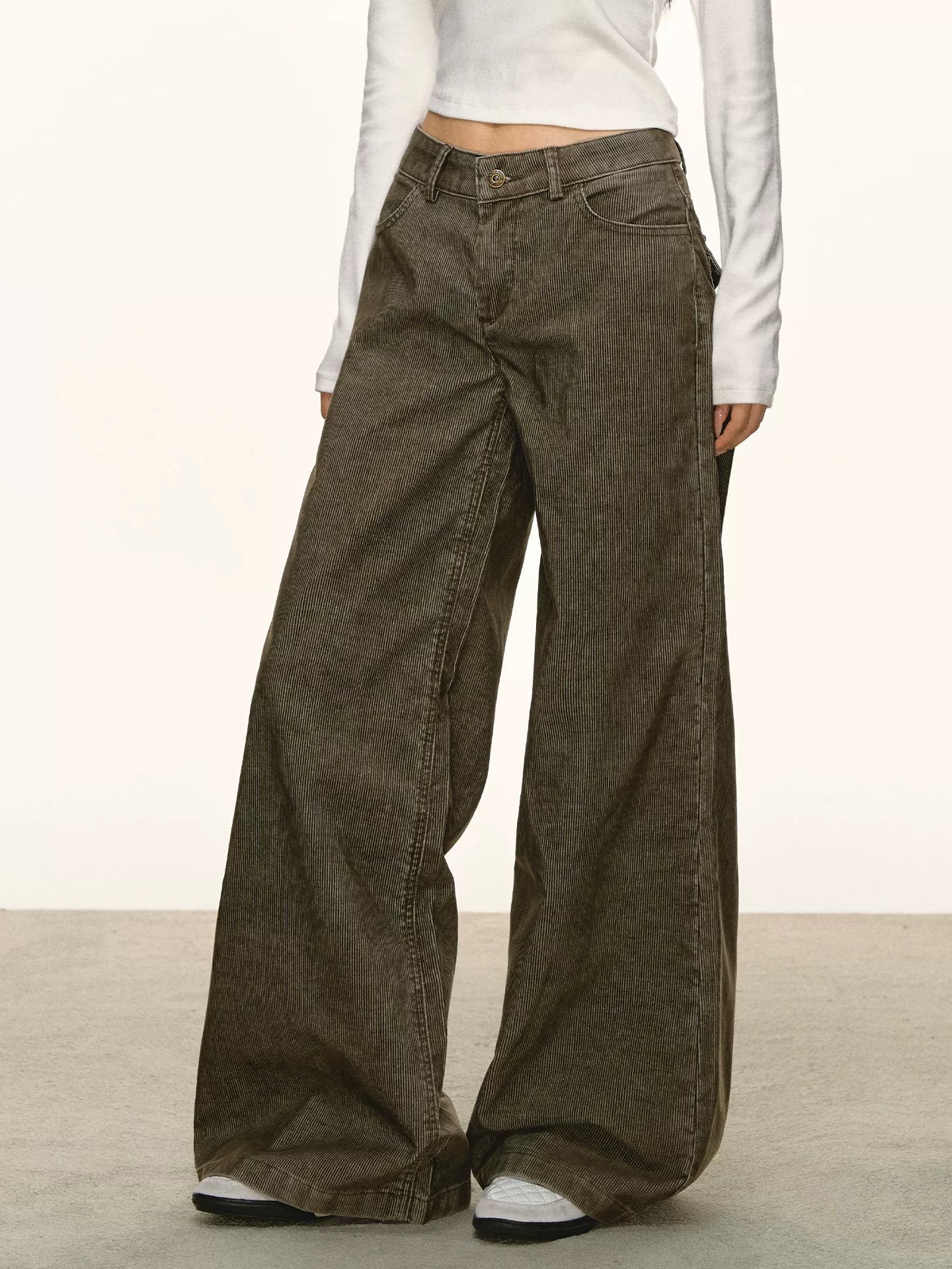 Anna Aneae Vintage Low-rise Straight Floor-mopping Trousers