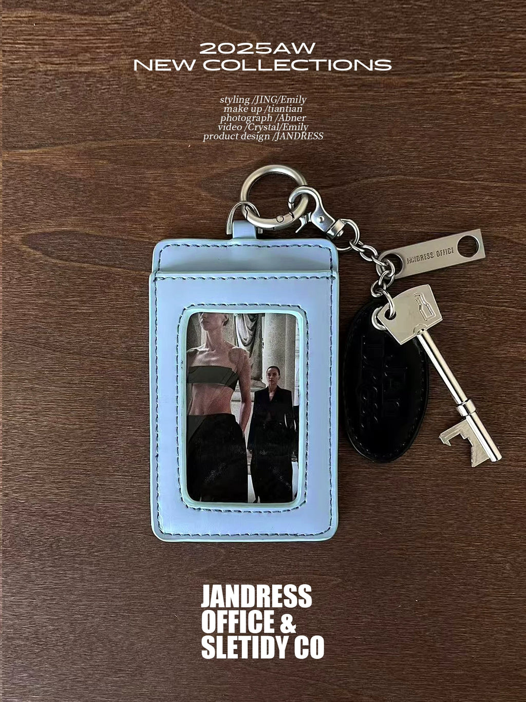 JANDRESS Oval Key Card Holder