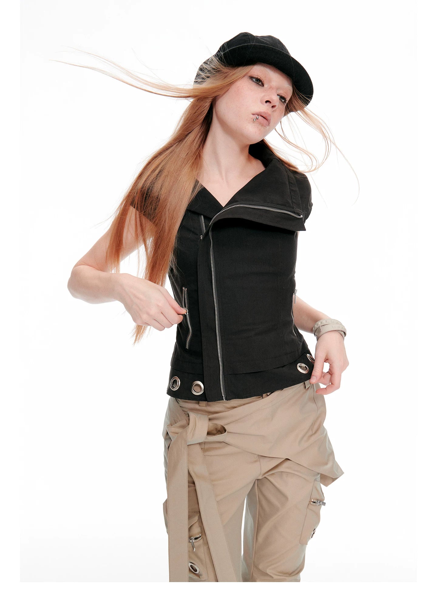 JIKOO Oblique Zipper Slim and Thin Tee