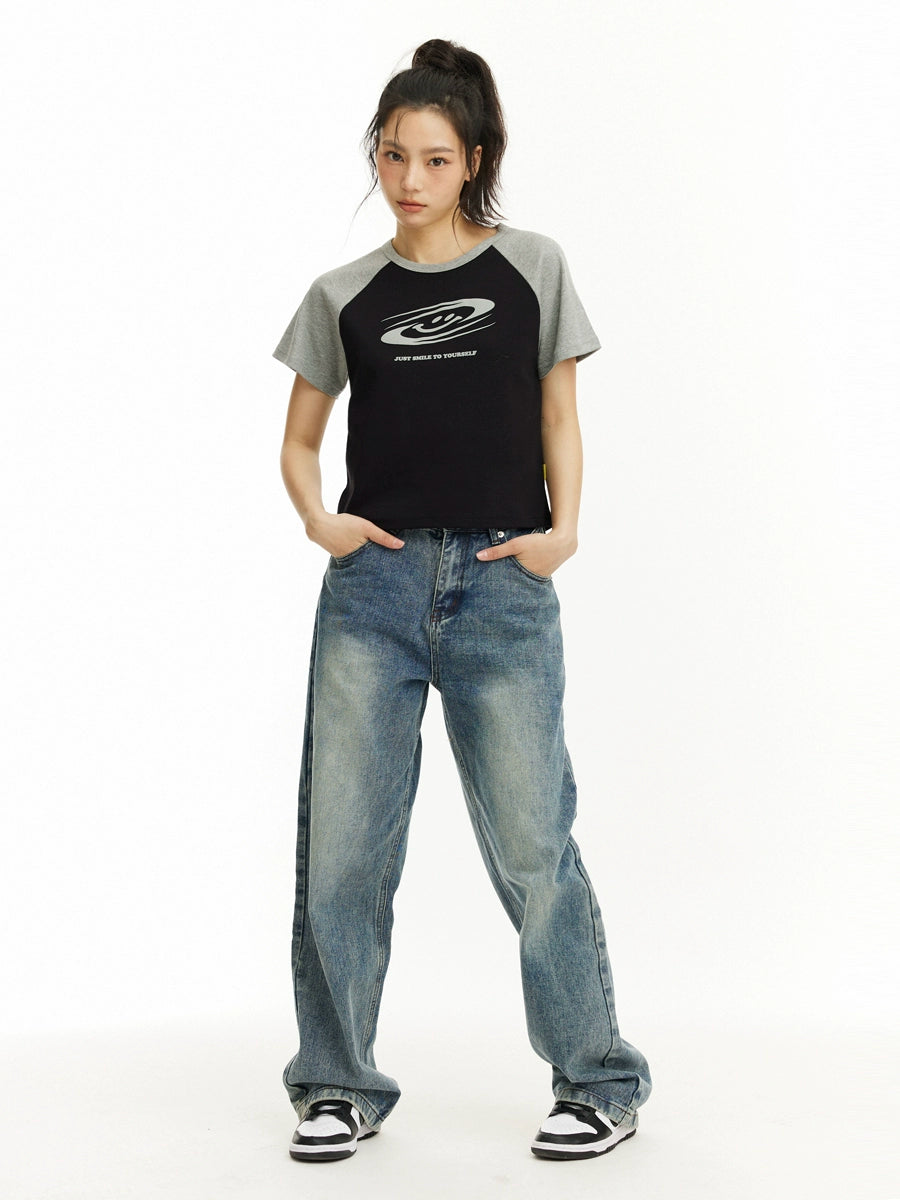 UnderStress Contrast Shoulder Smiley Tee