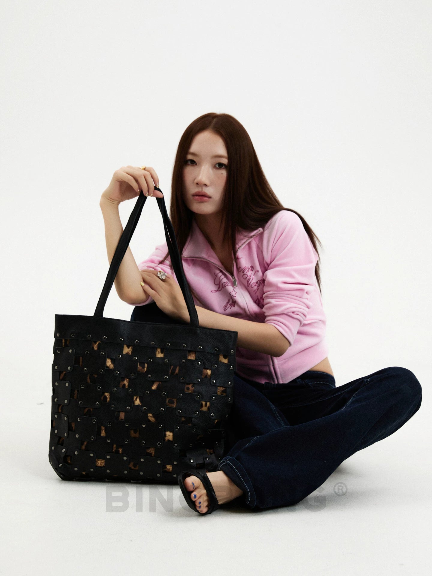 BINGBONG Retro Patch Large Capacity Simple Shoulder Bag