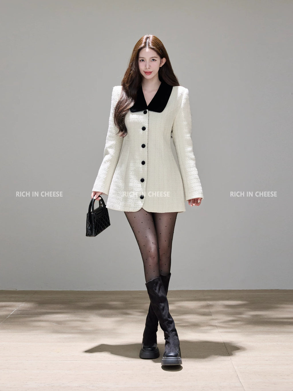 RICH IN CHEESE Premium Single-breasted Temperament Short Skirt
