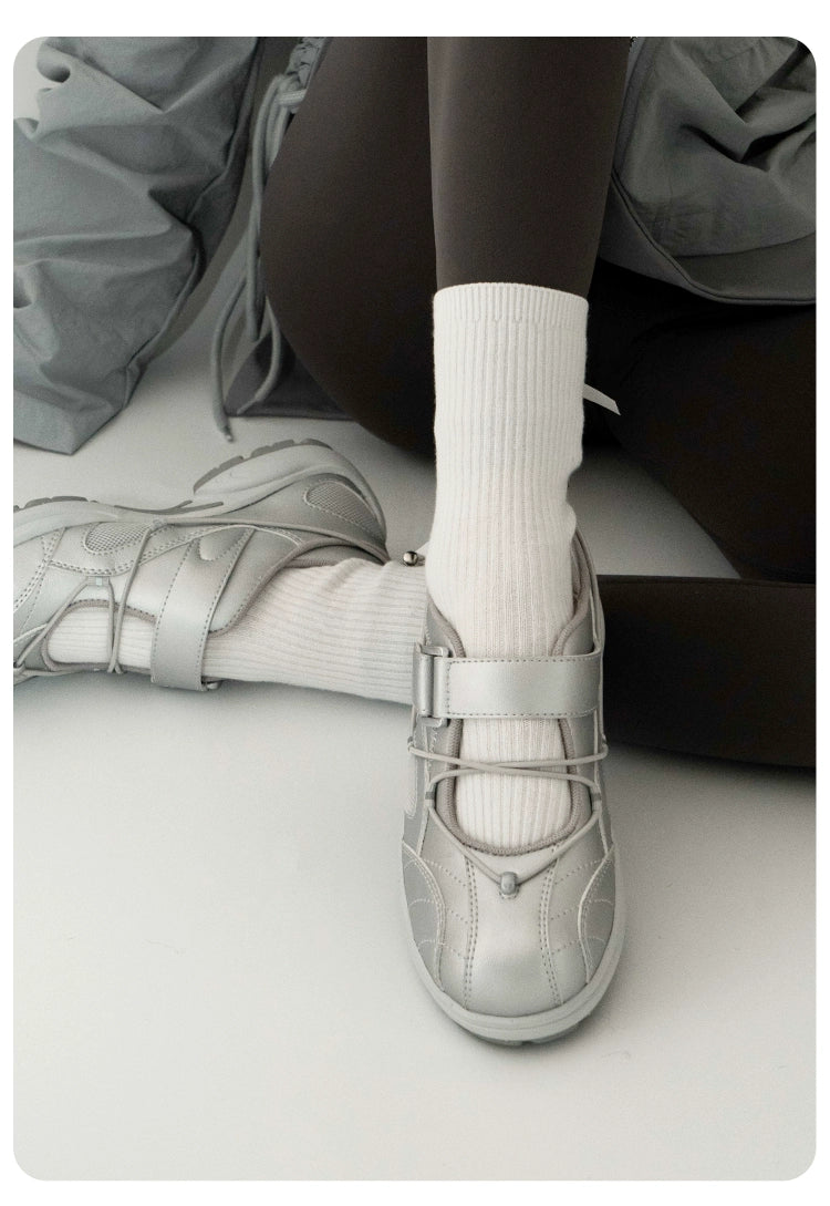 Donkey Versatile Velcro Shoes