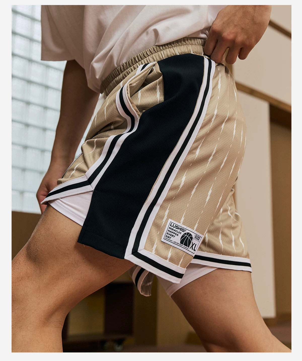 LUSHISI Mesh Contrasting Stitched Slacks