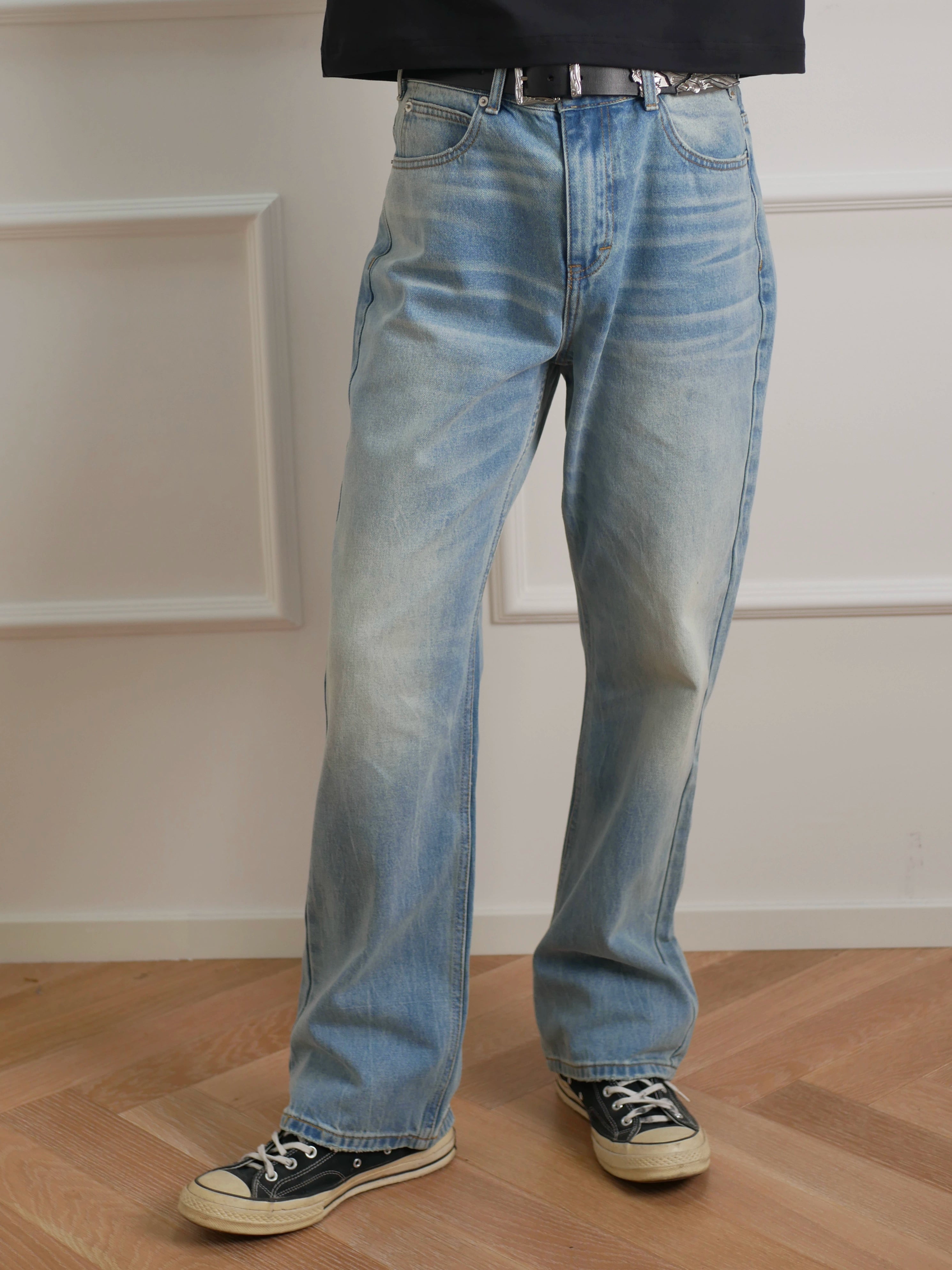 NO LOGO Slightly Washed Old Jeans