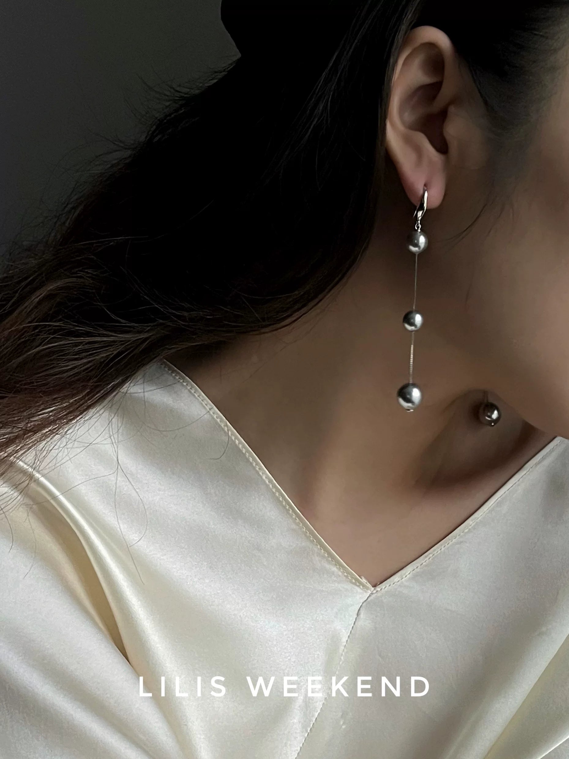 Lilis Weekend Handmade Crystal Pearl Short URL Earrings